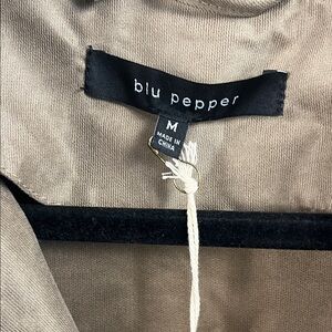 Blu Pepper Beige Top